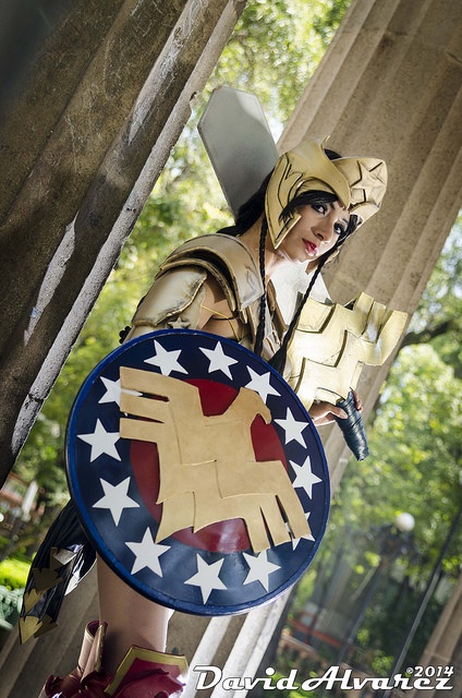 Cosplay - Wonder Woman - Injustice