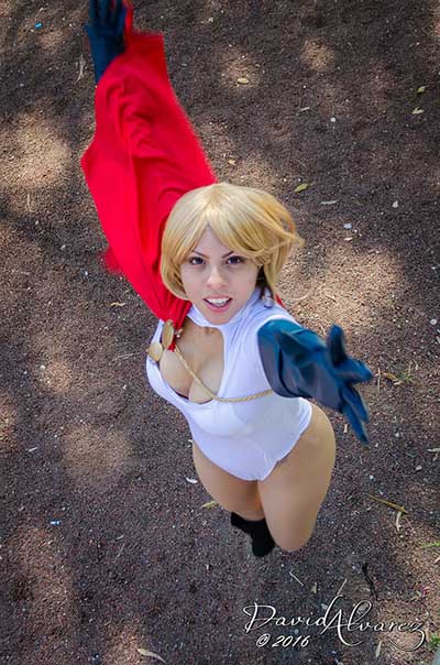 Cosplay - Power Girl - Dc Comics